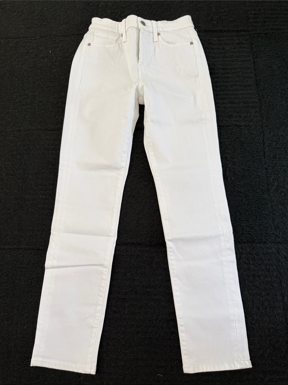 Uniqlo Women's White Straight Leg Jeans